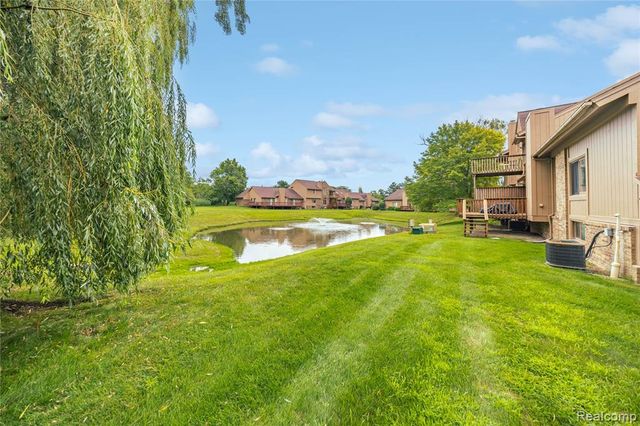 6607 Westbrooke Court, West Bloomfield, MI 48322