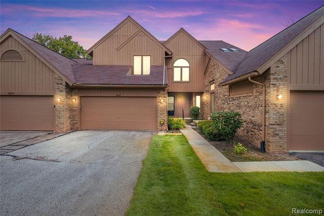 6607 Westbrooke Court, West Bloomfield, MI 48322