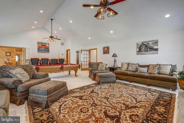 1183 DANIEL RD, Louisa, VA 23093