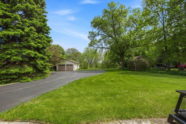 1021 N Sheridan Road, Waukegan, IL 60085