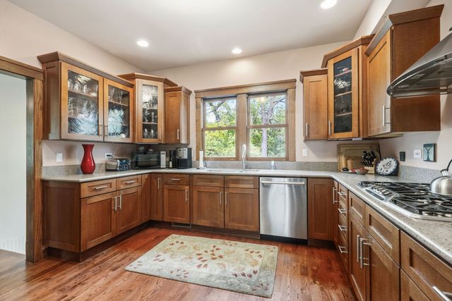 1021 N Sheridan Road, Waukegan, IL 60085