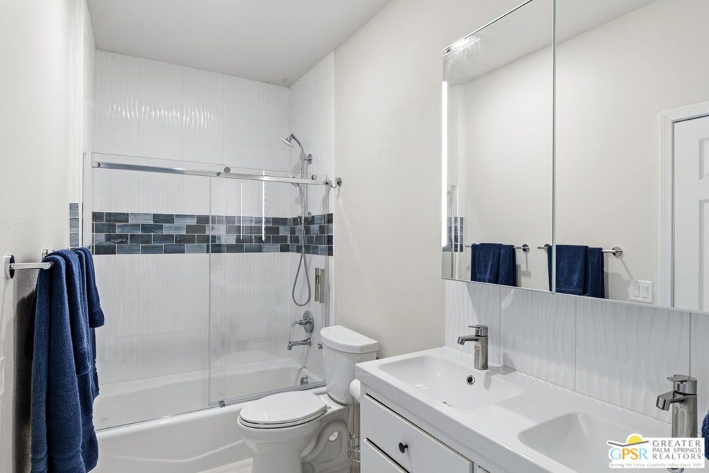 Image 25 of property listing at 67694 Duke Road 204, Cathedral City, CA 92234