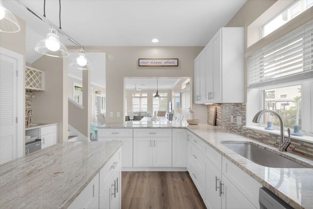 83 Mark Street, Destin, FL 32541