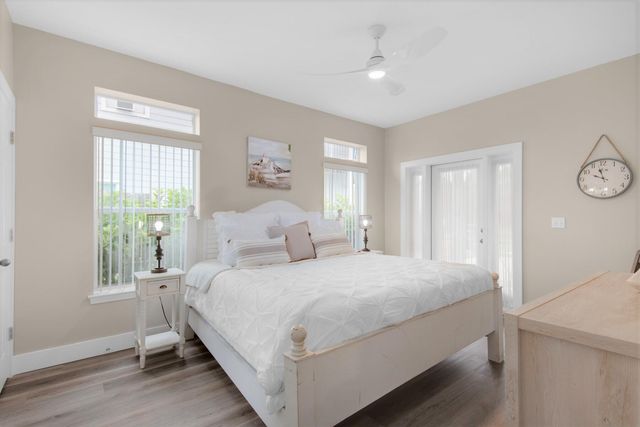 83 Mark Street, Destin, FL 32541