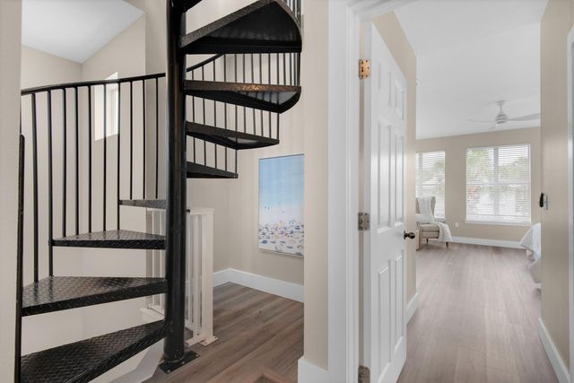 83 Mark Street, Destin, FL 32541