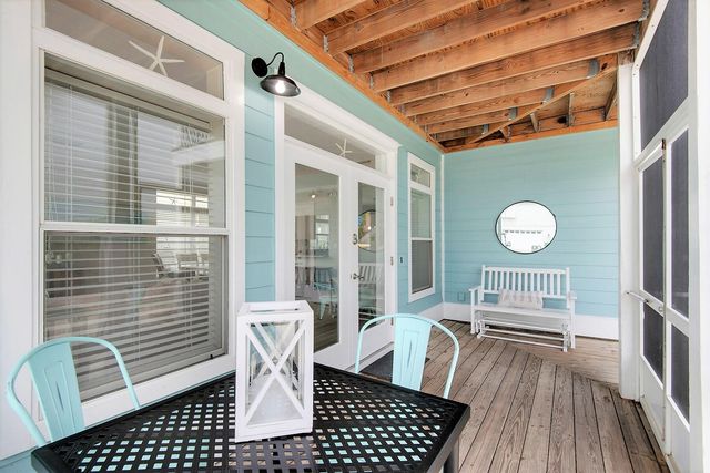 83 Mark Street, Destin, FL 32541