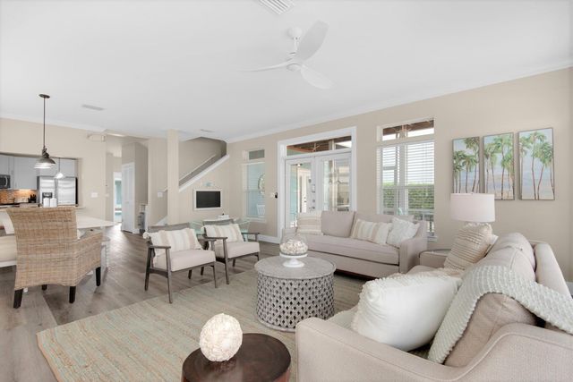 83 Mark Street, Destin, FL 32541