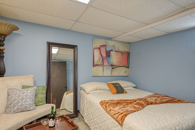 8 John F Kennedy Ave, Clinton, MA 01510