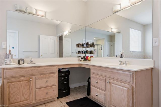 3126 N Stonebridge DR, Norfolk, VA 23504