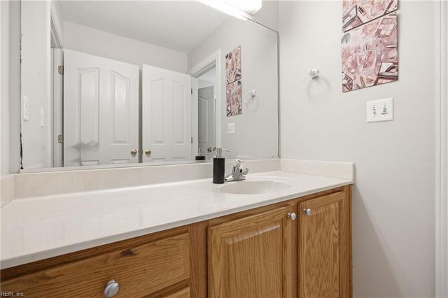 3126 N Stonebridge DR, Norfolk, VA 23504