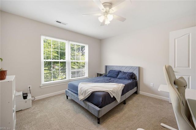 3126 N Stonebridge DR, Norfolk, VA 23504