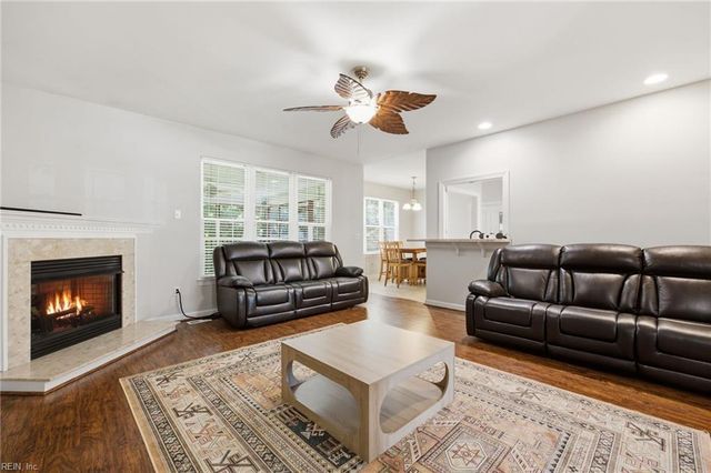 3126 N Stonebridge DR, Norfolk, VA 23504