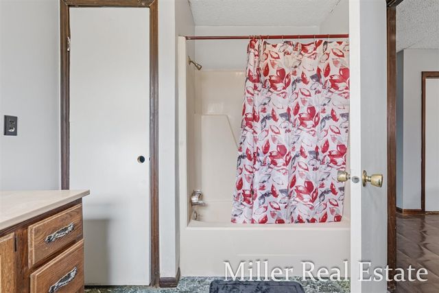 6130 Gurd Road, Hastings, MI 49058