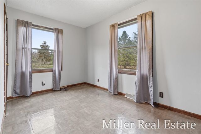 6130 Gurd Road, Hastings, MI 49058