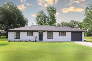 13911 W Richmond Street, Needville, TX 77461