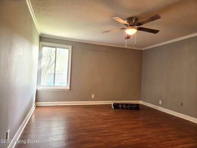 1815 Gardiner Ln APT K82, Louisville, KY 40205