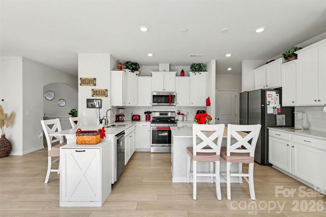 5504 Soft Shell Drive, Lancaster, SC 29720