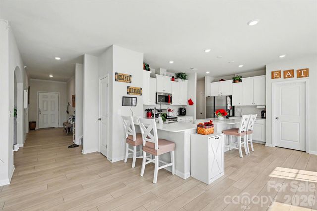 5504 Soft Shell Drive, Lancaster, SC 29720