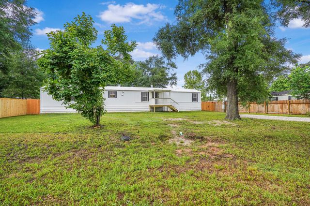 21950 Caney Drive, New Caney, TX 77357