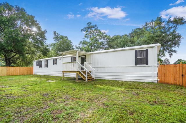 21950 Caney Drive, New Caney, TX 77357