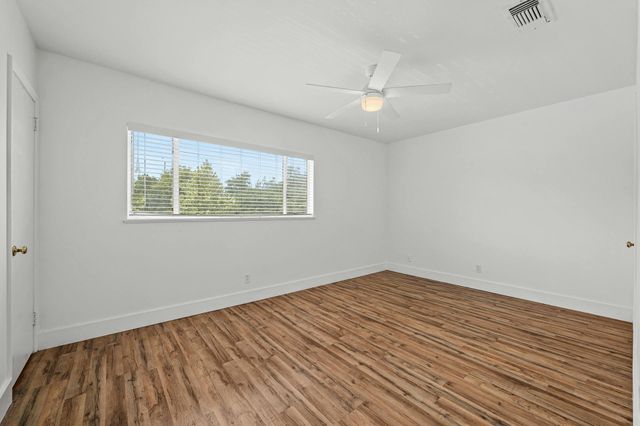 2401 Winsted LN 10, Austin, TX 78703