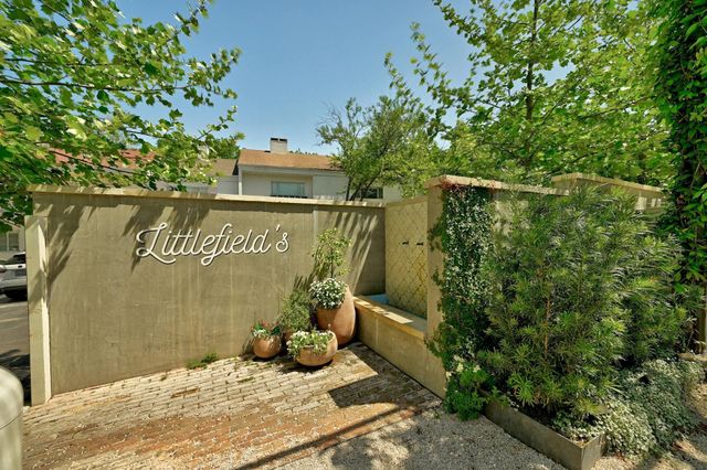 2401 Winsted LN 10, Austin, TX 78703