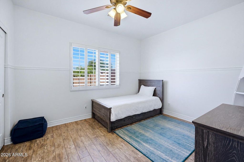 Image 17 of property listing at 40724 N CENTRAL Avenue, Phoenix, AZ 85086