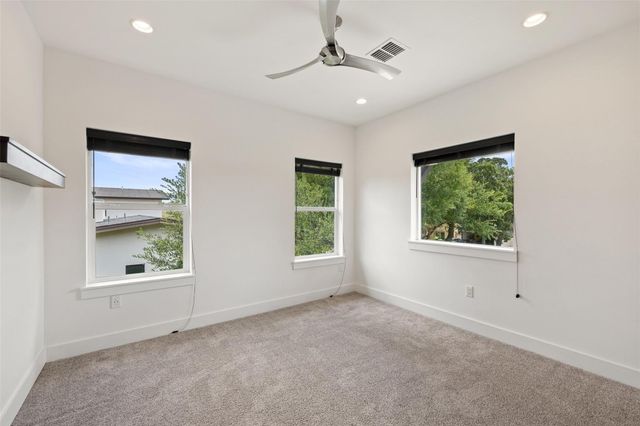 10804 Rush RD 2, Austin, TX 78732