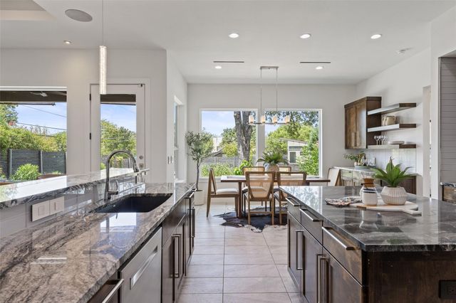 10804 Rush RD 2, Austin, TX 78732