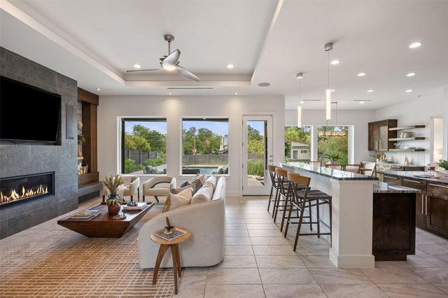 10804 Rush RD 2, Austin, TX 78732