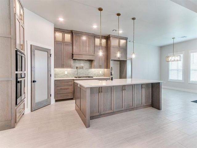 1304 Monterey Drive, Norman, OK 73072