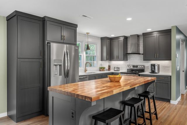 801 Joyce Ln, Nashville, TN 37216