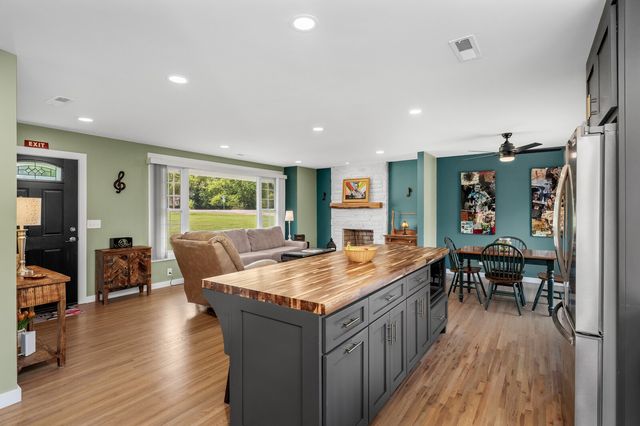 801 Joyce Ln, Nashville, TN 37216
