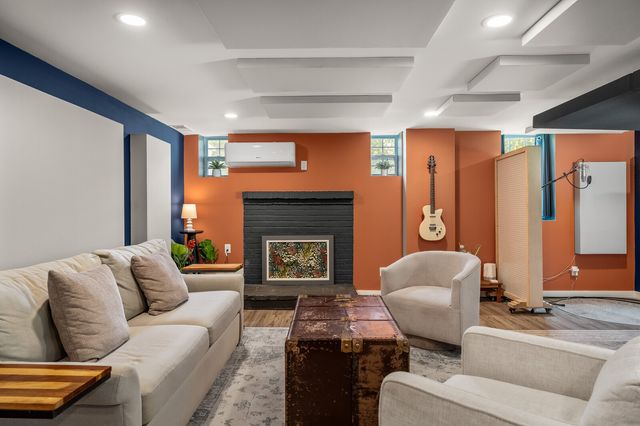 801 Joyce Ln, Nashville, TN 37216