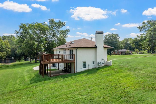 801 Joyce Ln, Nashville, TN 37216