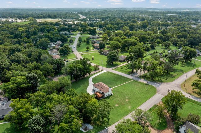 801 Joyce Ln, Nashville, TN 37216