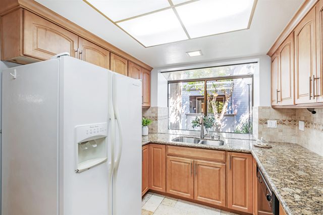 39945 Parada St A, Newark, CA 94560