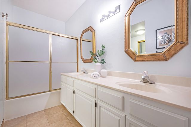 39945 Parada St A, Newark, CA 94560