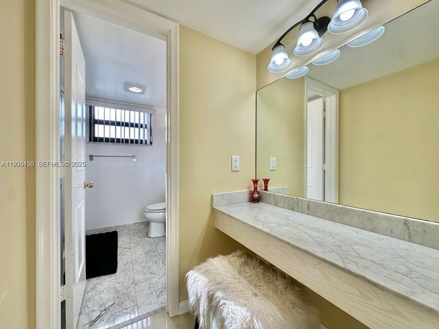 2401 S Ocean Dr 707, Hollywood, FL 33019