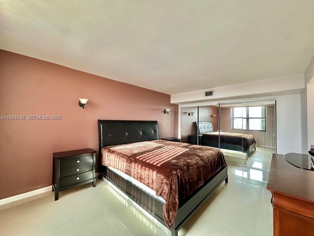 2401 S Ocean Dr 707, Hollywood, FL 33019