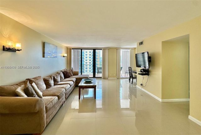 2401 S Ocean Dr 707, Hollywood, FL 33019