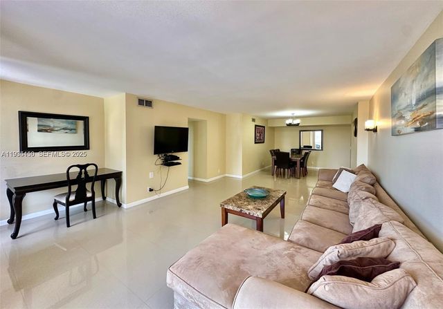 2401 S Ocean Dr 707, Hollywood, FL 33019