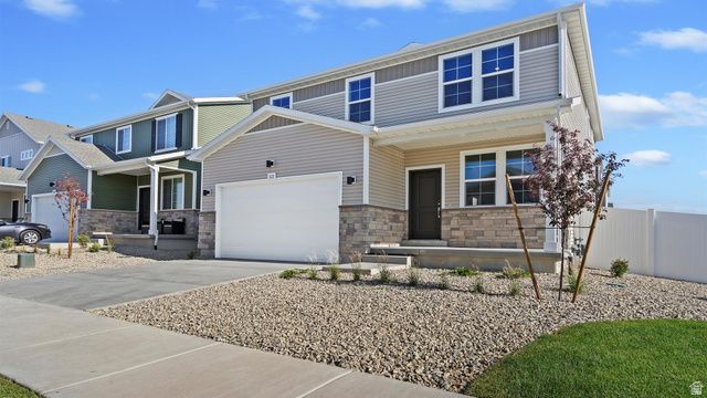 311 N BROADWAY DR, Saratoga Springs, UT 84045