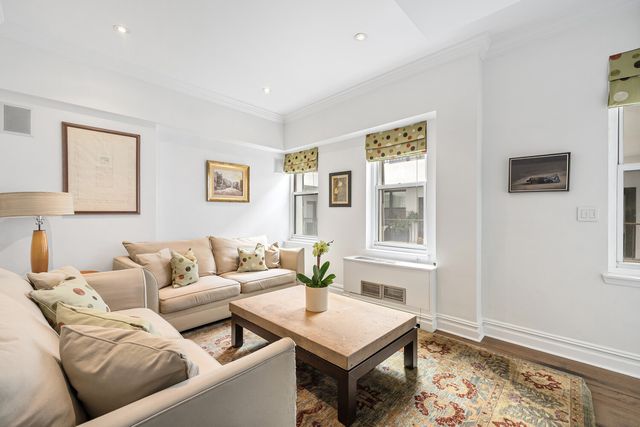 3 HANOVER Square PH22B, New York City, NY 10004