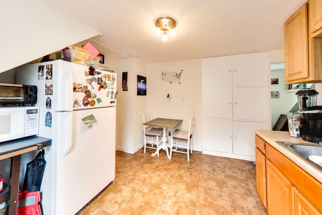 3243 N Hoyne Avenue, Chicago, IL 60618