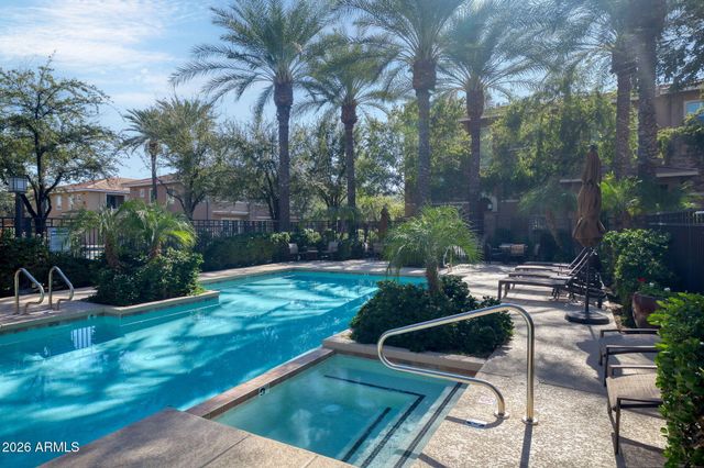 5550 N 16TH Street 132, Phoenix, AZ 85016