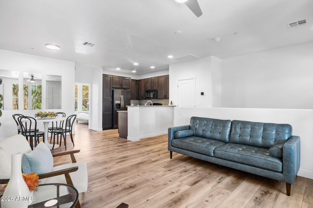 5550 N 16TH Street 132, Phoenix, AZ 85016