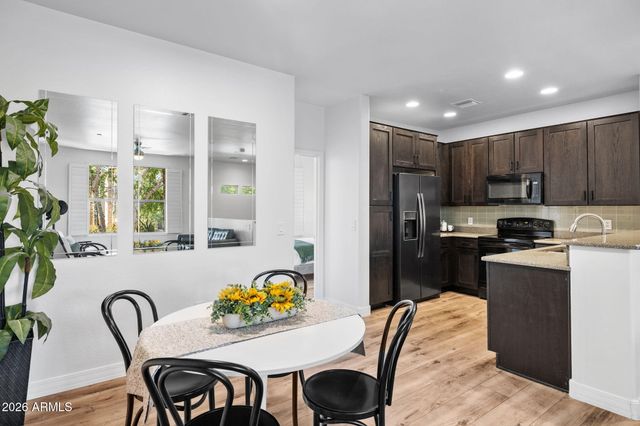 5550 N 16TH Street 132, Phoenix, AZ 85016