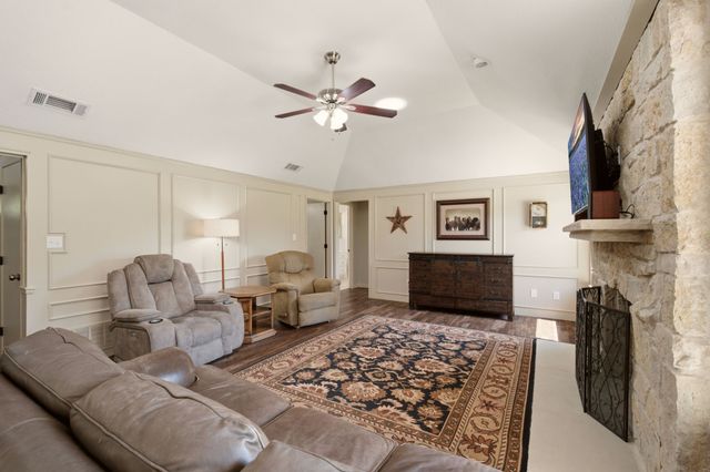 220 Dale Drive, New Hope, TX 75071