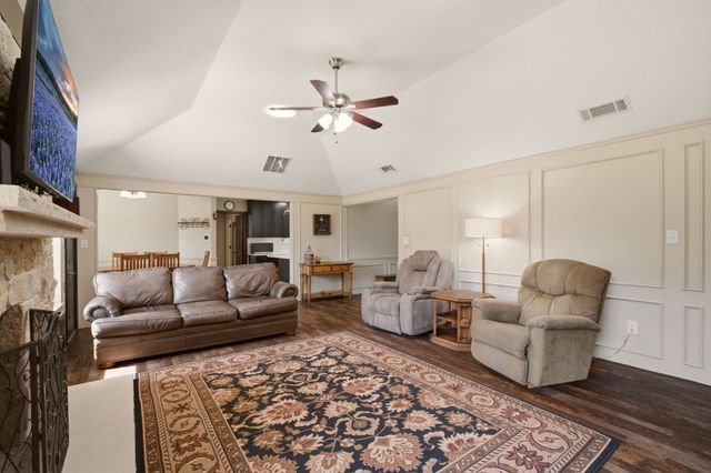 220 Dale Drive, New Hope, TX 75071